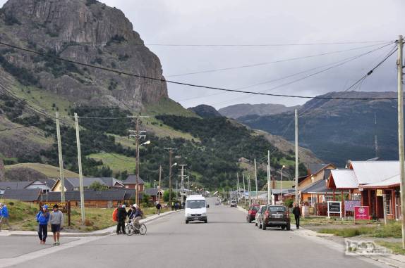 Rua de El Chaltén, ao lado do Parque Nacional Los Glaciares, na Argentina